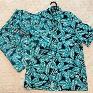 Kenny Flowers Wailea short set large